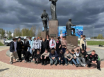 По городу